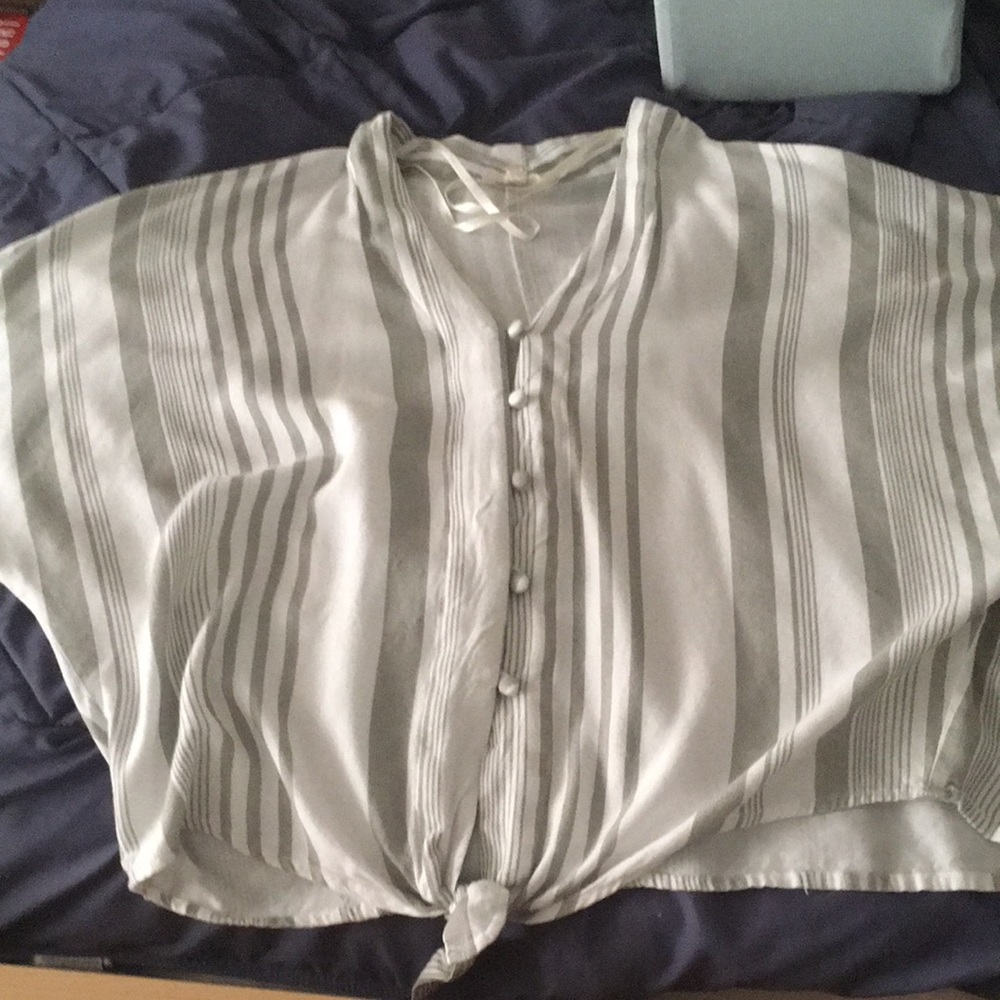 Pretty button down shirt